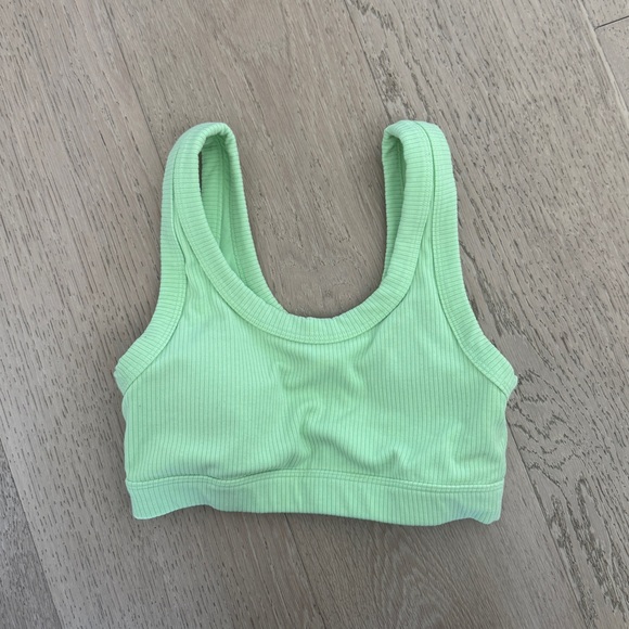 ALO Yoga Tops - Alo Yoga Wellness Bra in Ultramint